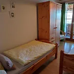 Hasenfratz Apartment *